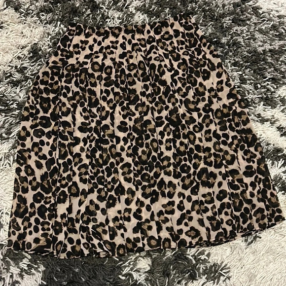 Leopard Print Tommy Hilfiger Skirt - Picture 1 of 4